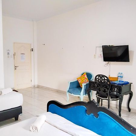 Grand Shaqilla Syariah Hotel Deli Tua Екстериор снимка