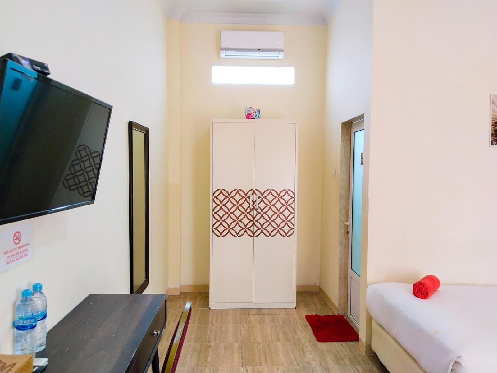 Grand Shaqilla Syariah Hotel Deli Tua Екстериор снимка