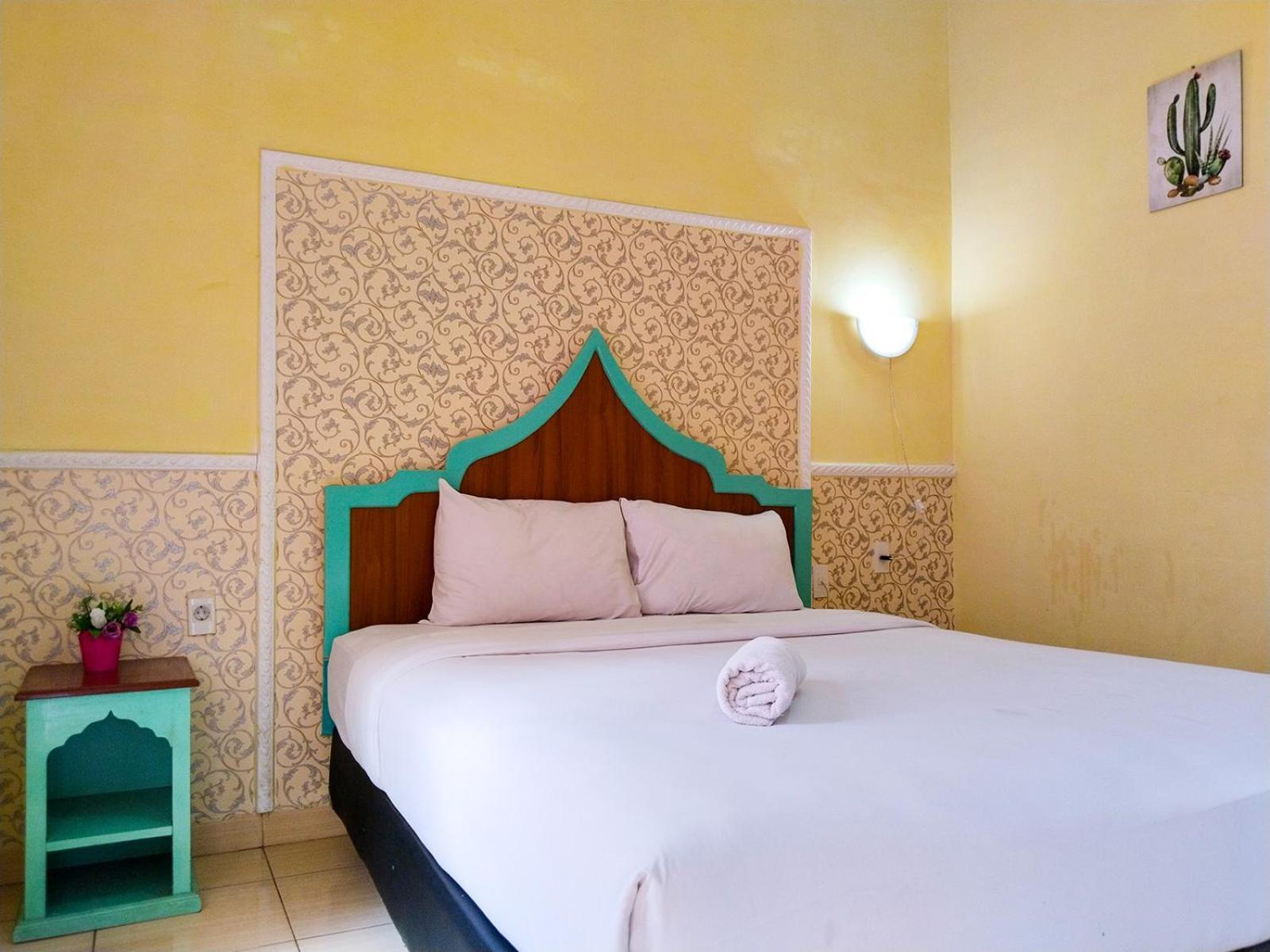 Grand Shaqilla Syariah Hotel Deli Tua Екстериор снимка
